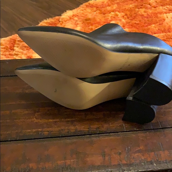 Black Step In Shoes - Picture 9 of 9